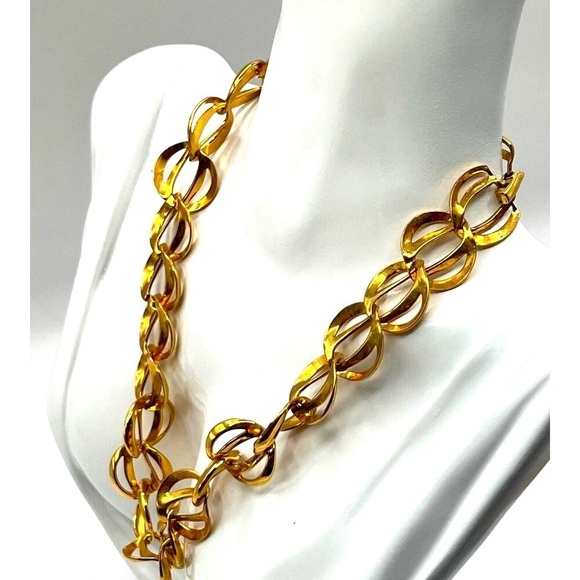 Gold-Tone Vintage Chain Link Necklace - Picture 2 of 7